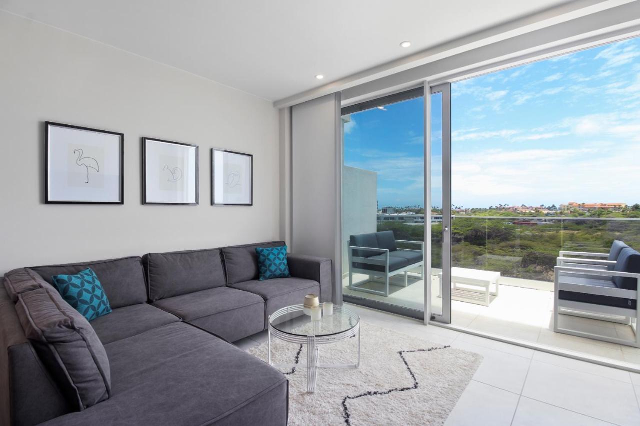 O Condominium Beachfront Residences, By Bocobay Aruba 팜비치 외부 사진