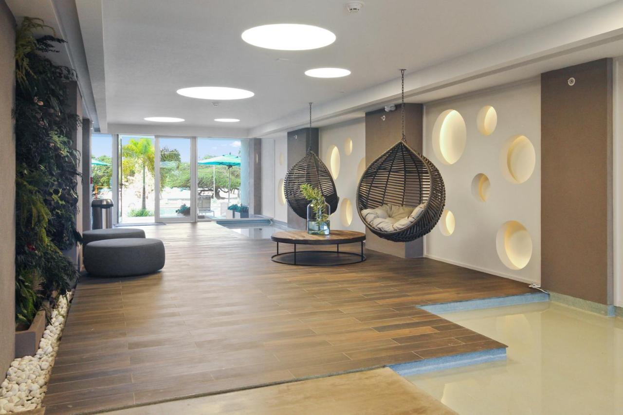 O Condominium Beachfront Residences, By Bocobay Aruba 팜비치 외부 사진