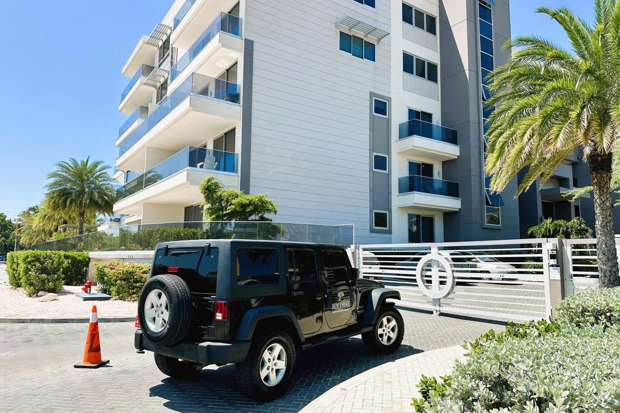 O Condominium Beachfront Residences, By Bocobay Aruba 팜비치 외부 사진